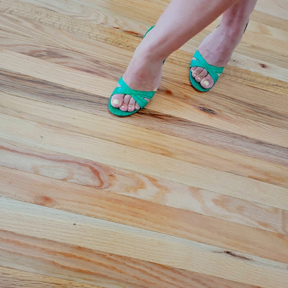 Isaac Mizrahi ,made in Italy sandalas,sz 7